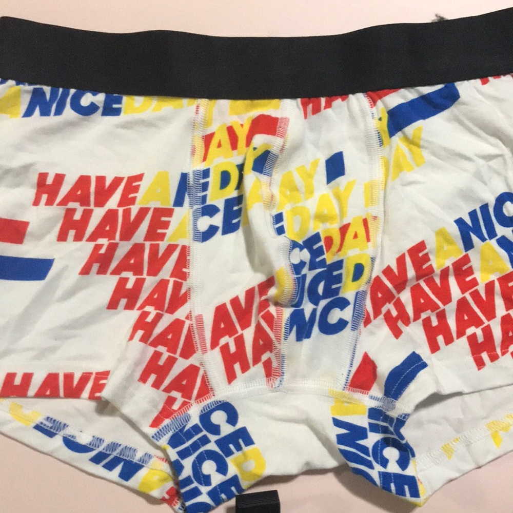 MeUndies have a nice day trunks small NEW